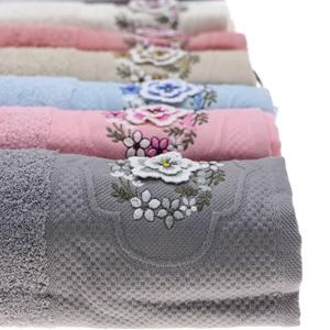 Yoncagül 50x90cm 3 D Bukle Nakışlı El -Yüz Havlusu