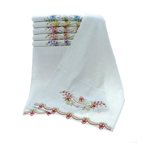 Murat Kadife Beyaz Dalgalı Nakışlı Çantalı El Yüz Havlusu 50x90 cm